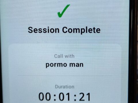 Zarada za web cam sex devojke diskretno i anonimno